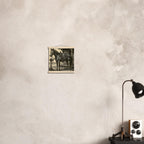 Western Pferde Wandbild – Sattelbereit vor Holzstall • Poster mit Kiefernholz-Hängern • Geschenk für Reiter & Pferdeliebhaber