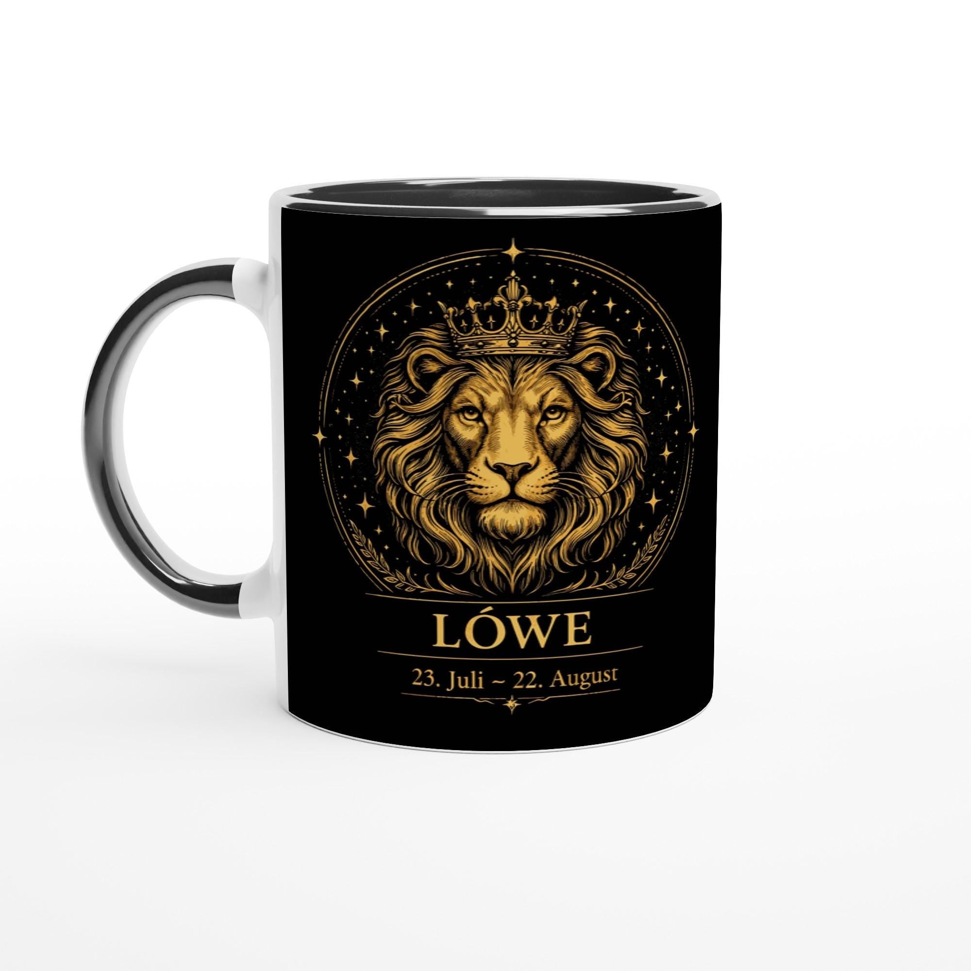 Keramiktasse mit Sternzeichen Löwe, majestätischer Löwenkopf als astrologisches Symbol in warmen Goldtönen auf schwarzem Hintergrund, beidseitig bedruckt