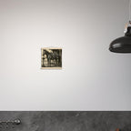 Western Pferde Wandbild – Sattelbereit vor Holzstall • Poster mit Kiefernholz-Hängern • Geschenk für Reiter & Pferdeliebhaber