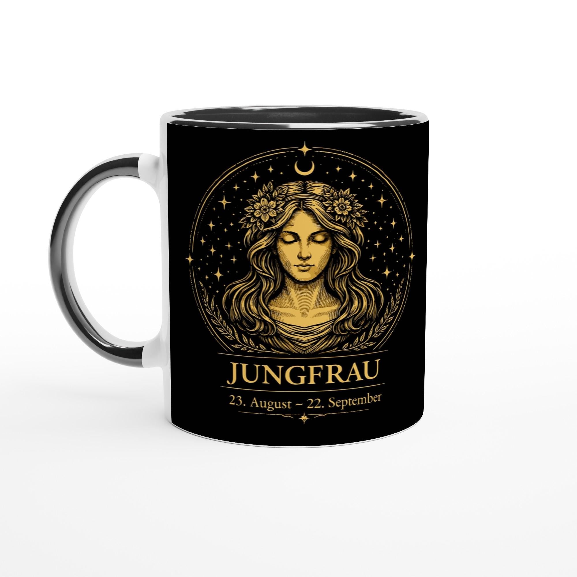 Keramiktasse mit Sternzeichen Jungfrau, ruhiges weibliches Porträt als astrologisches Motiv in warmen Goldtönen auf schwarzem Hintergrund, beidseitig bedruckt