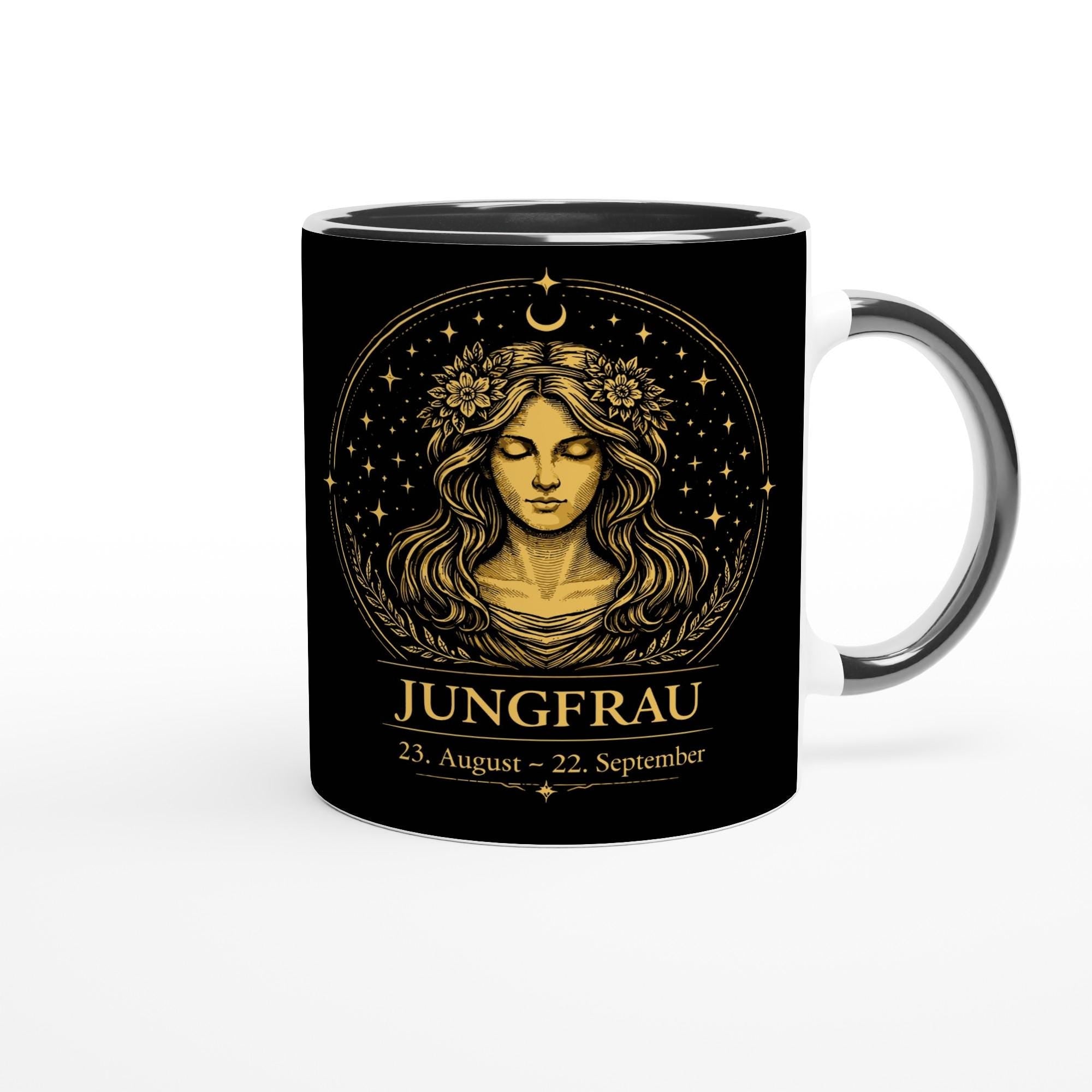 Keramiktasse mit Sternzeichen Jungfrau, ruhiges weibliches Porträt als astrologisches Motiv in warmen Goldtönen auf schwarzem Hintergrund, beidseitig bedruckt