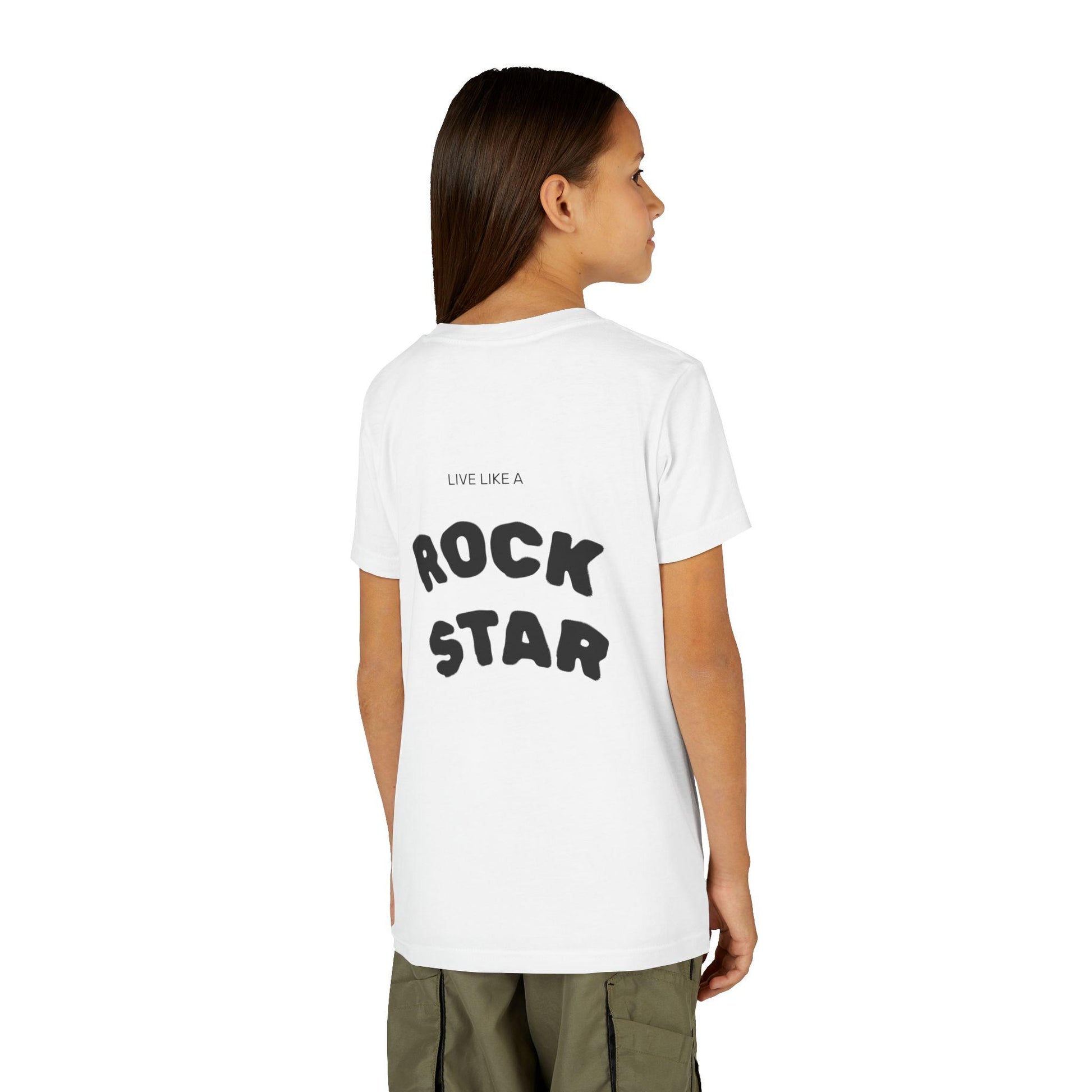 Weißes Jugend Rock Star T-Shirt mit schwarzem Aufdruck auf dem Rücken, getragen von Kind