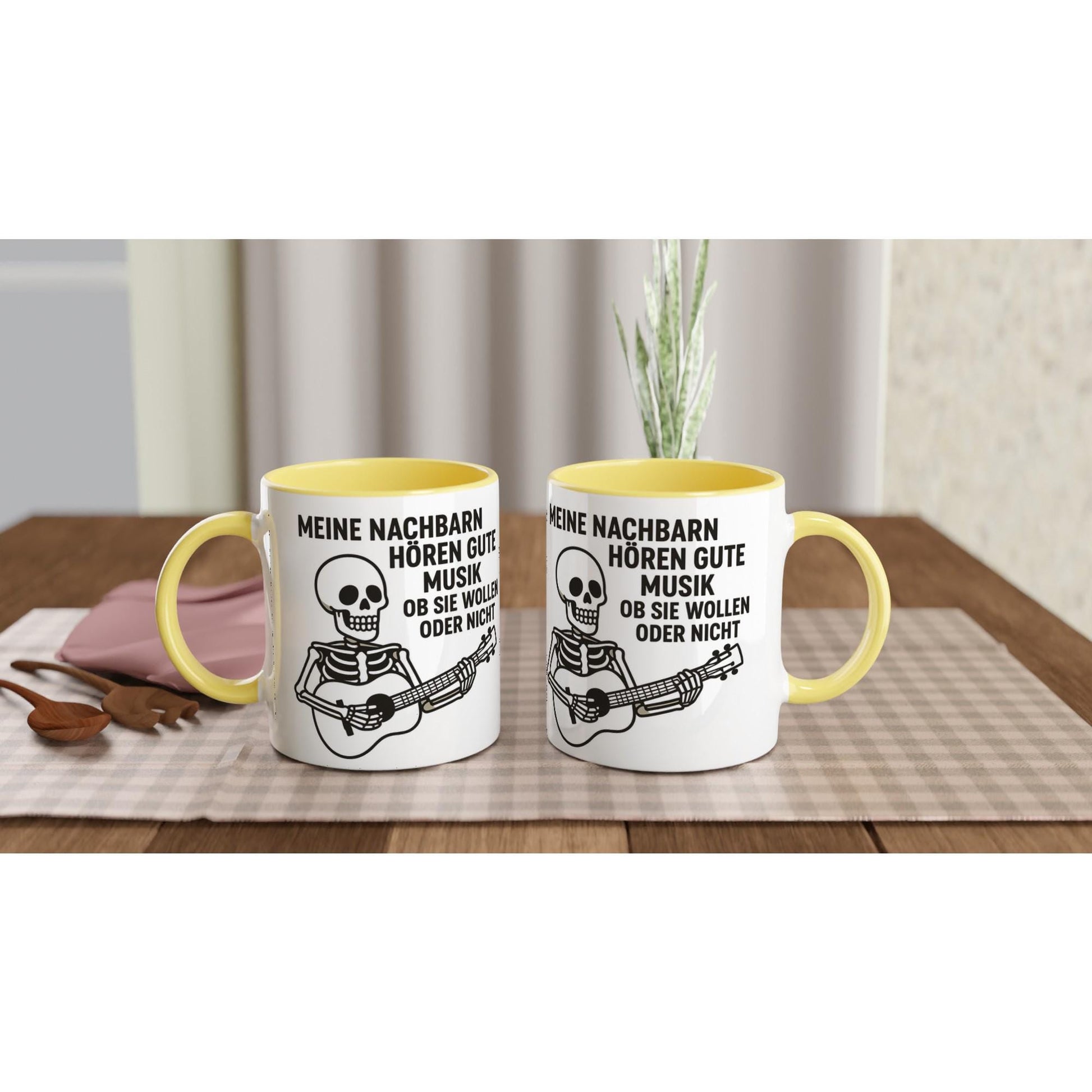 Keramiktasse Geschenkidee Musik mit Skelett und Gitarrentext auf weißem Becher mit gelbem Innenrand
