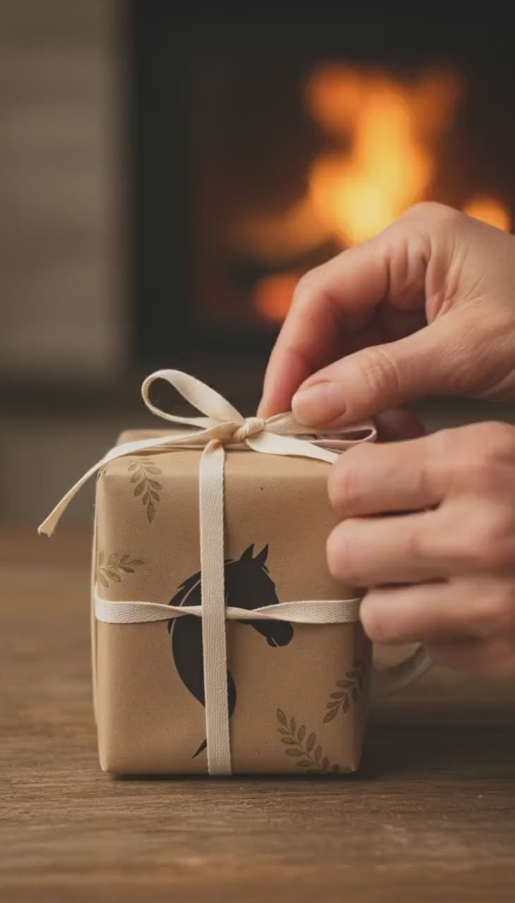 Golden Grace – Pferdeporträt Tasse | Geschenk für Pferdeliebhaber & Reiterinnen