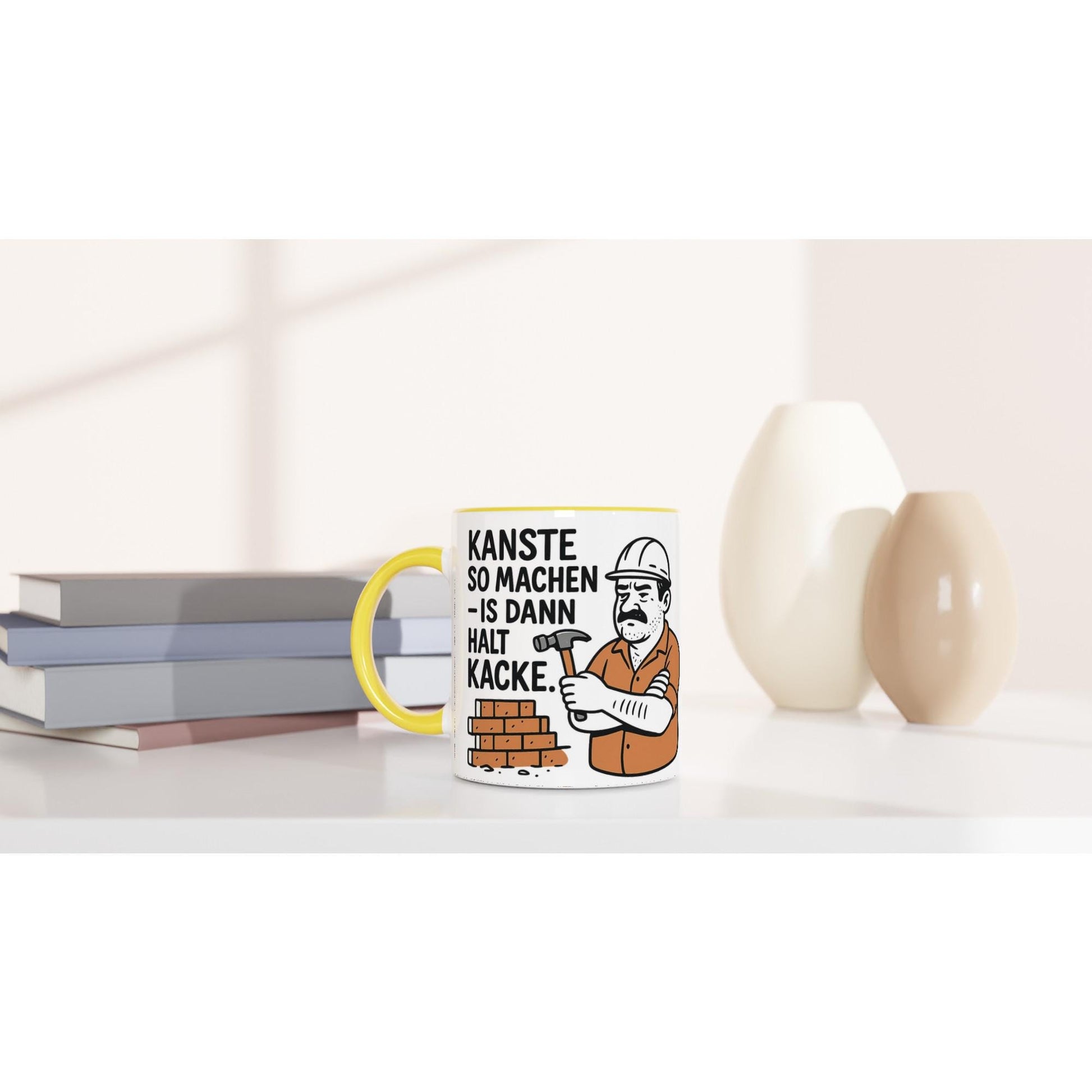 Weiße Tasse Geschenk mit witzigem Motiv Handwerker und lustigem Spruch mit gelbem Griff