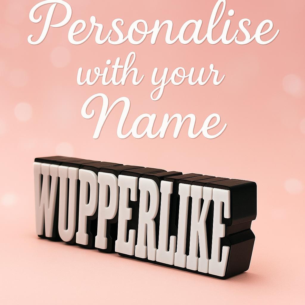 Personalisierten 3D Schriftzug Aufsteller mit dem Namen WUPPERLIKE auf rosa Hintergrund